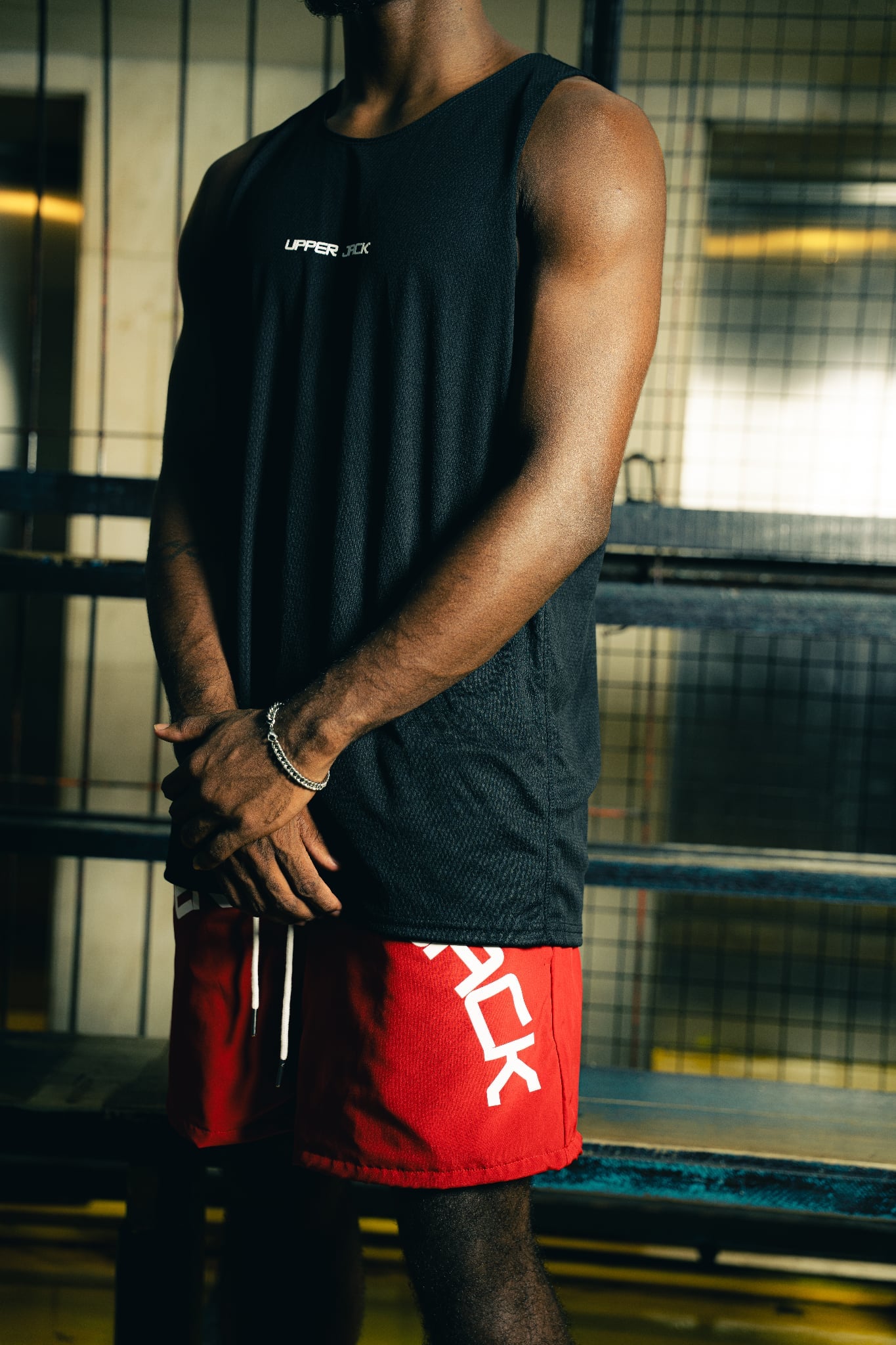 UJ TANK TOP BLACK