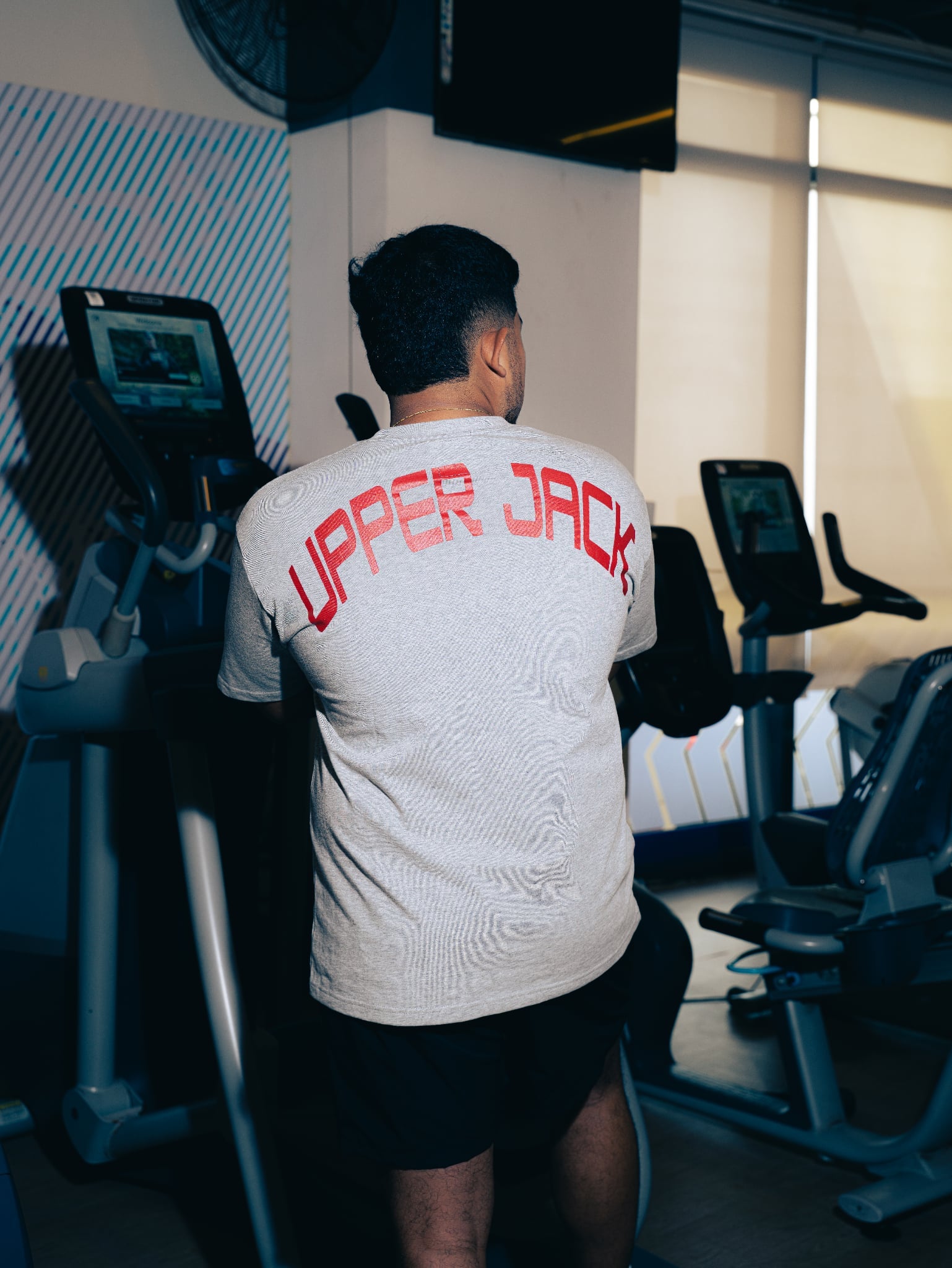 UJ ARC T-SHIRT GRAY